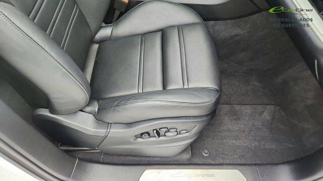 2024 Porsche Cayenne Coupe