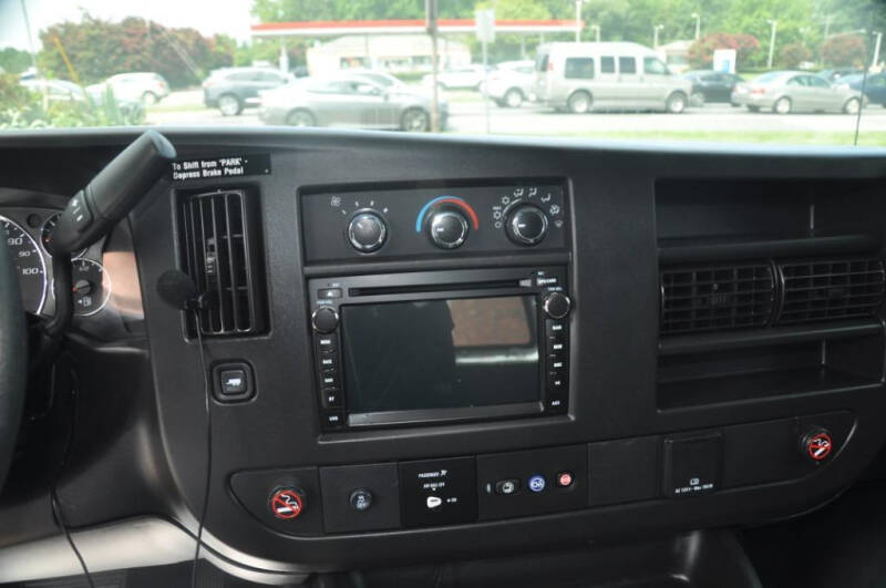 2019 GMC Savana 2500