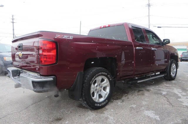 2014 Chevrolet Silverado 1500 2LT photo 2