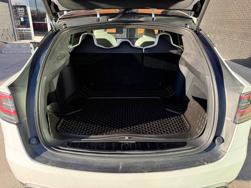 2022 Tesla Model X