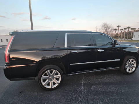 2017 Cadillac Escalade ESV Premium Luxury