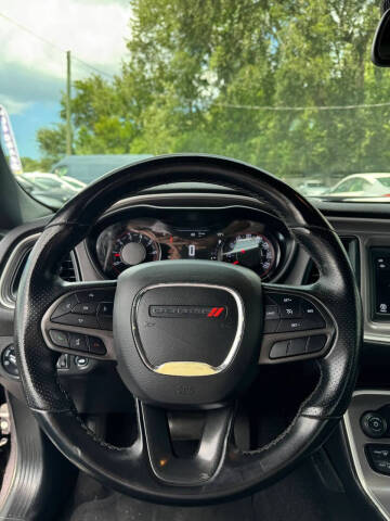 2022 Dodge Challenger SXT