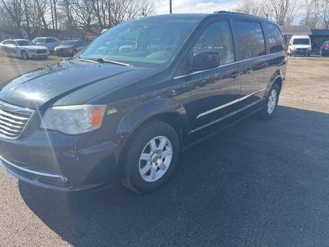 2012 Chrysler Town and Country for sale at Johnsons Car Sales in Richmond IN