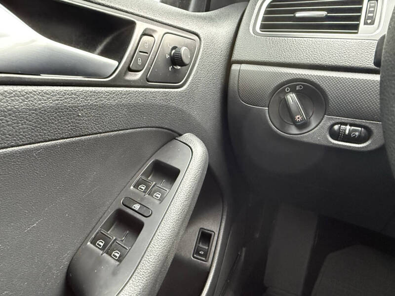 2013 Volkswagen Jetta S