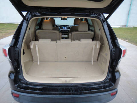 2016 Toyota Highlander Limited Platinum