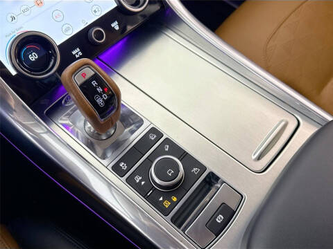 2022 Land Rover Range Rover Sport SVR