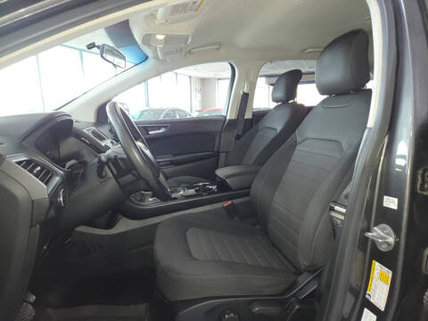 2016 Ford Edge SE
