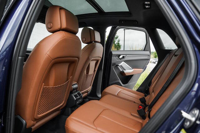 2025 Audi Q3 quattro S line Premium 45 TFSI