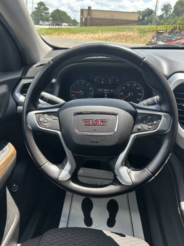 2019 GMC Acadia SLE-2