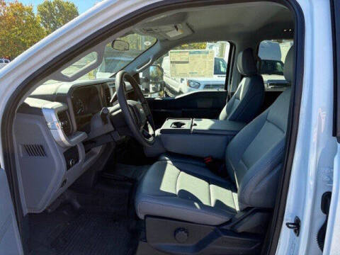 2025 Ford F-350 Super Duty XL