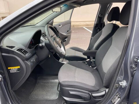 2013 Hyundai Accent GS