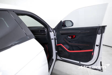 2023 Lamborghini Urus S