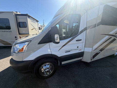 2016 Thor Motor Coach COMPASS
