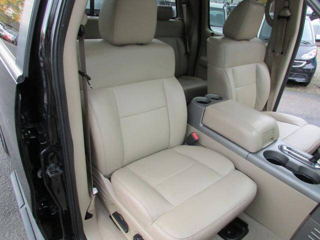 2005 Ford F-150 Lariat