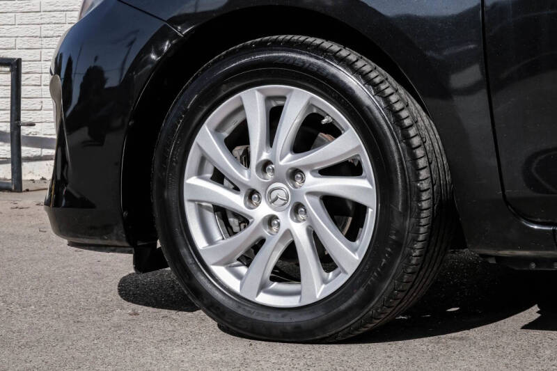 2012 Mazda MAZDA3 i Grand Touring