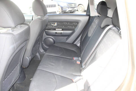 2012 Kia Soul +