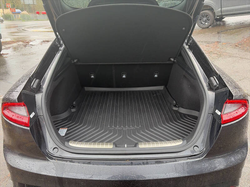 2019 Kia Stinger GT1