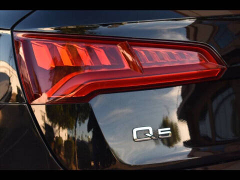 2019 Audi Q5 quattro Premium 45 TFSI