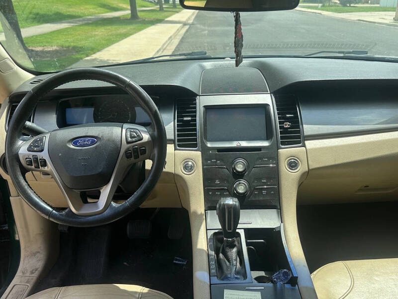 2015 Ford Taurus SEL