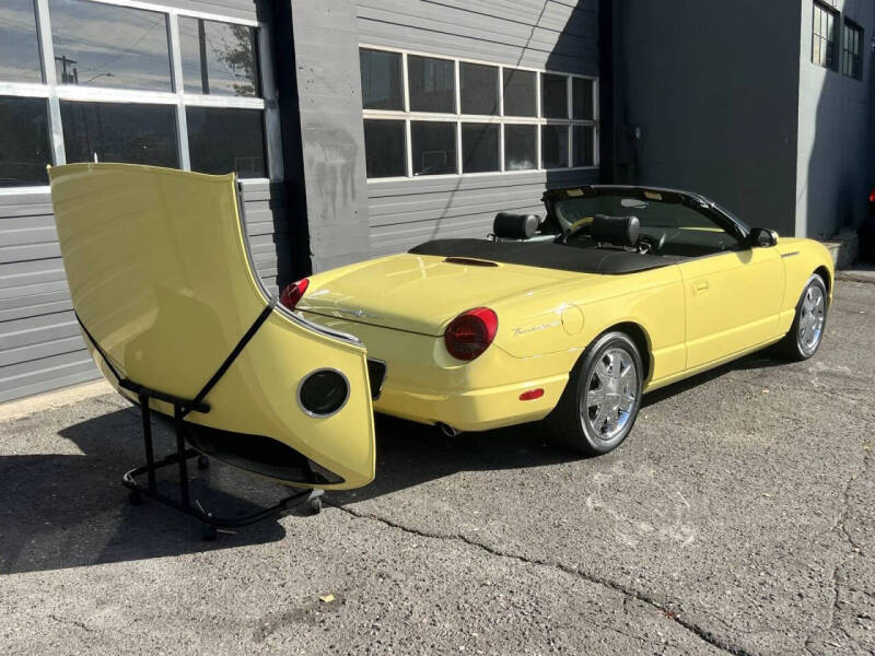2002 Ford Thunderbird Deluxe