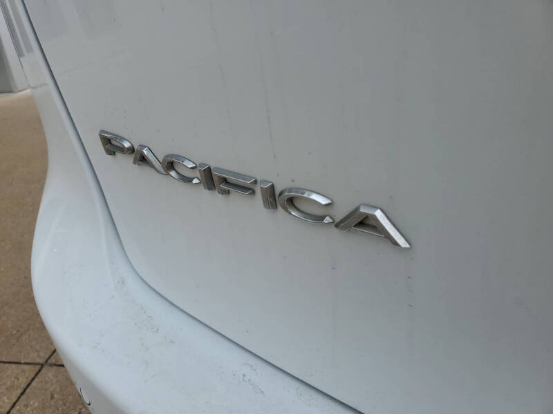 2025 Chrysler Pacifica Plug-In Hybrid