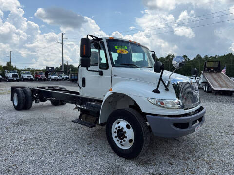 2018 International DuraStar 4300
