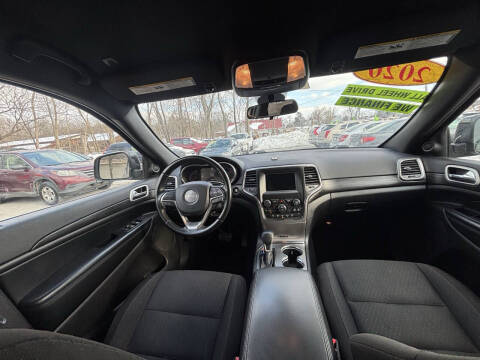 2020 Jeep Grand Cherokee Laredo E