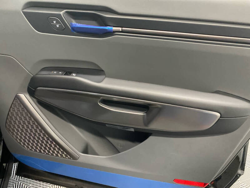 2026 Kia EV9 Wind