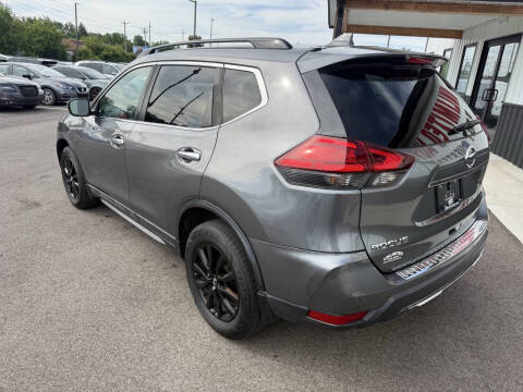 2017 Nissan Rogue SV