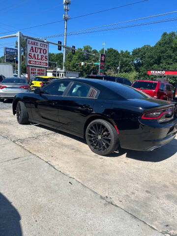 2015 Dodge Charger for sale at LAKE CITY AUTO SALES in Forest Park GA