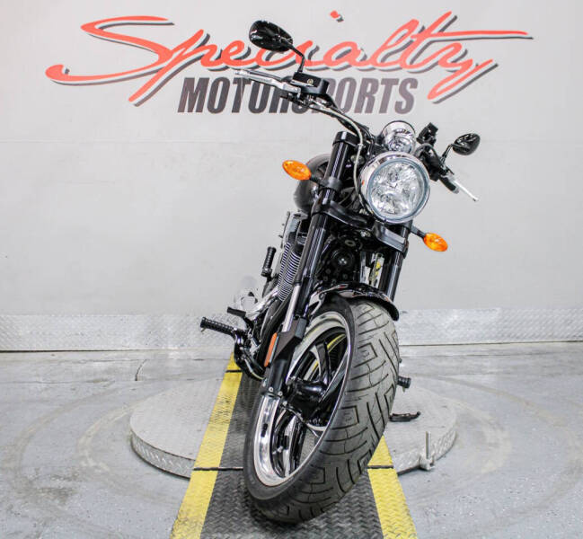 2010 Victory Hammer 8-Ball