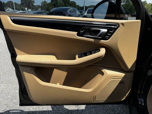 2015 Porsche Macan S