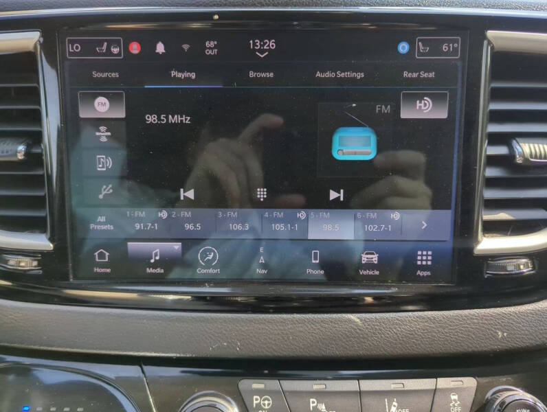 2022 Chrysler Pacifica Hybrid Touring L