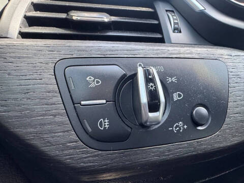 2017 Audi A4 2.0T quattro Premium Plus