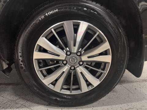 2020 Nissan Pathfinder S