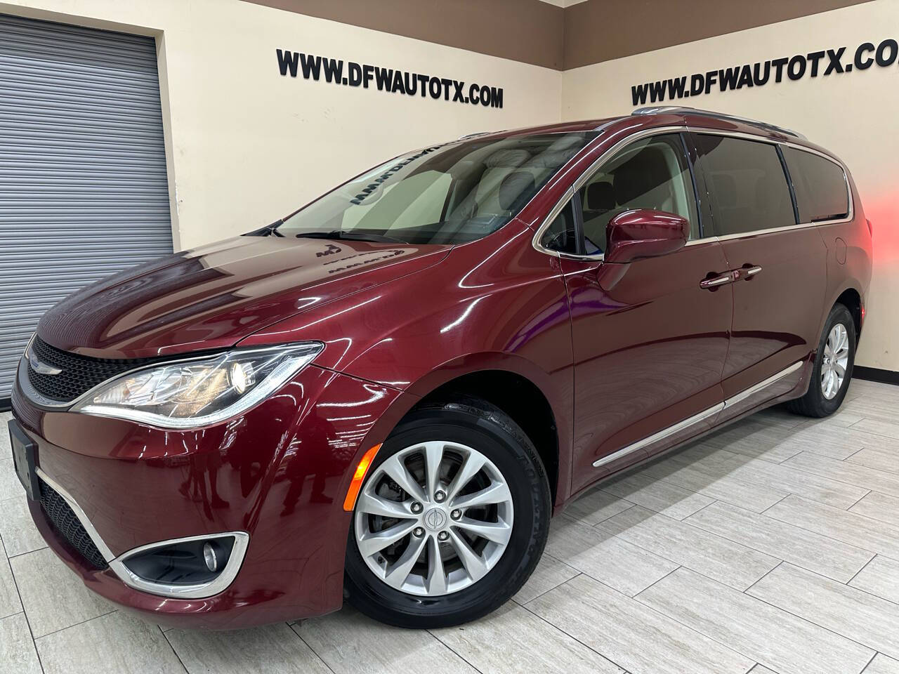 2019 Chrysler Pacifica for sale at DFW Auto & Services Inc in Fort Worth, TX