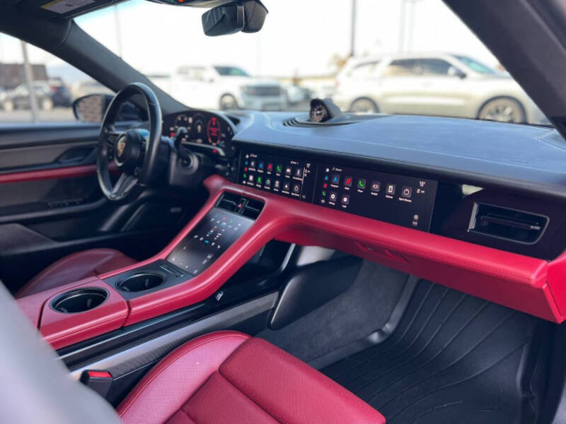 2021 Porsche Taycan Turbo S