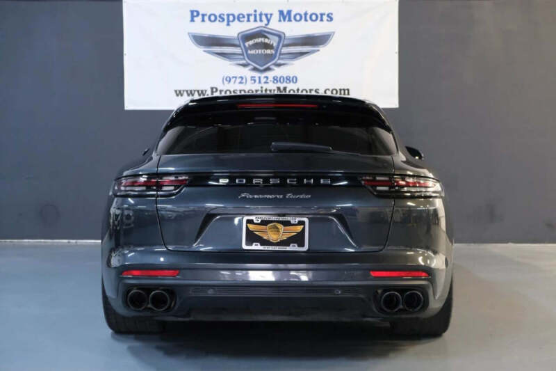 2018 Porsche Panamera Turbo Sport Turismo