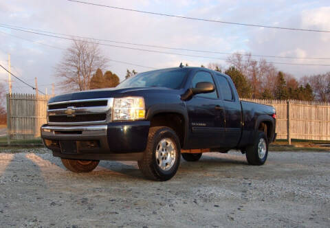 2010 Chevrolet Silverado 1500 for sale at JEFF MILLENNIUM USED CARS in Canton OH