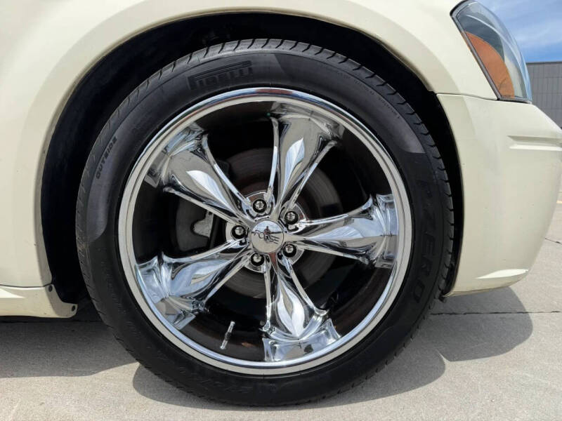 2005 Dodge Magnum RT