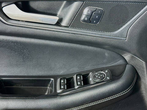 2017 Ford Edge Sport