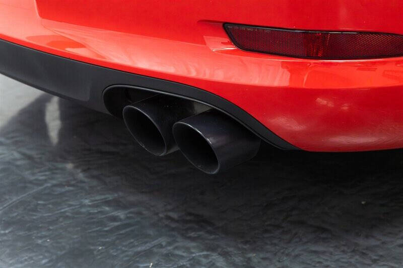 2015 Porsche 911 Carrera