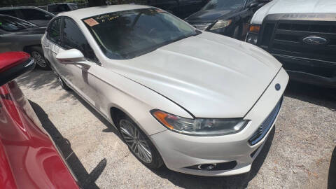 2014 Ford Fusion SE