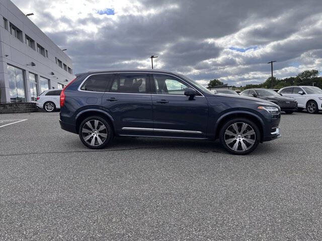 2024 Volvo XC90 Recharge T8 Ultimate Bright Theme 7P