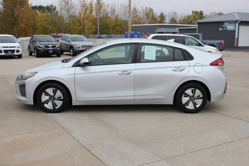 2018 Hyundai Ioniq Hybrid Blue