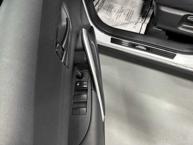 2025 Toyota Corolla Cross Hybrid Nightshade