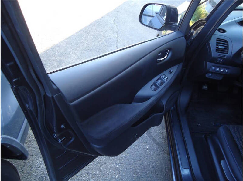 2013 Nissan LEAF