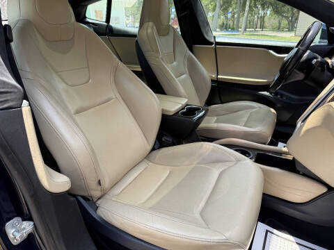 2015 Tesla Model S P85D