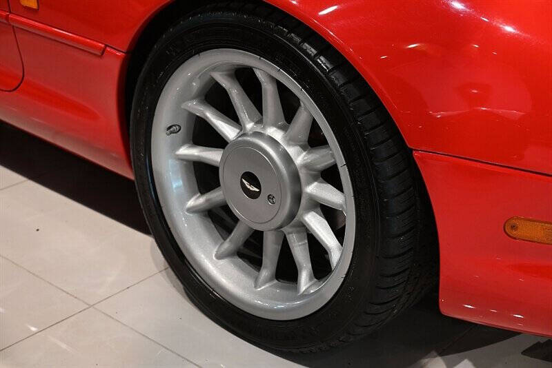 1997 Aston Martin DB7 12