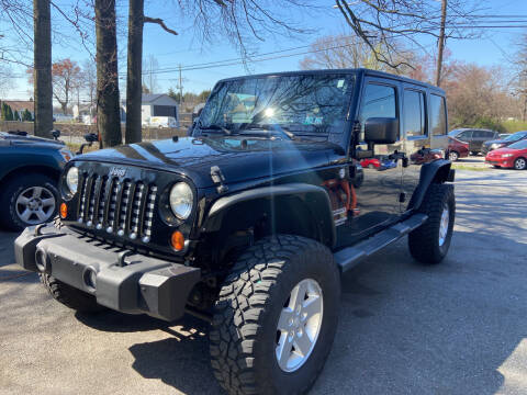 2011 Jeep Wrangler Unlimited for sale at GALANTE AUTO SALES LLC in Aston PA
